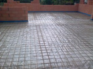 Photo de construction où en vois la maçonnerie