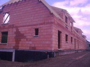 Photo de construction d'une maison où en vois la maçonnerie